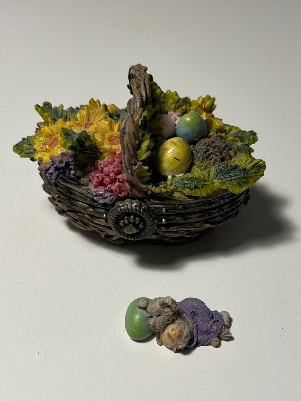 Boyd’s Bears Treasure Box Suzie's Spring Basket with Snoozie McNibble